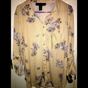 Women’s 3x Button down Blouse